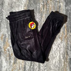 Buc-ees Velour Jogger (Womens)